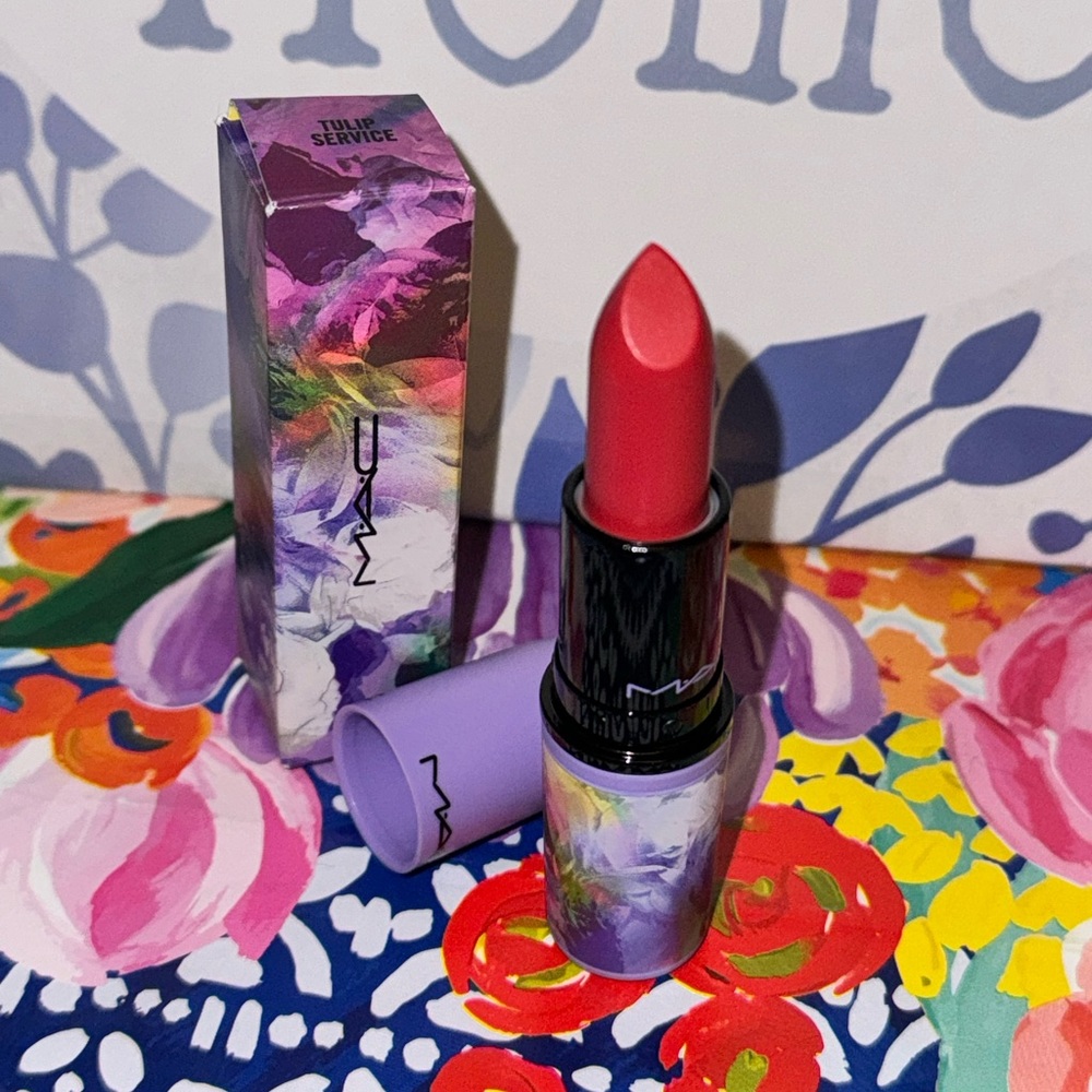 NWT NIB MAC Limited Edition Botanic Panic Matte Lipstick Tulip Service Full Size - Picture 4 of 16